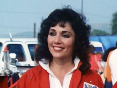 Stepfanie Kramer as Anna Louise