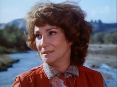 Doris Dowling as Stacy Williams