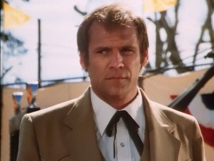 Don Stroud as Carl