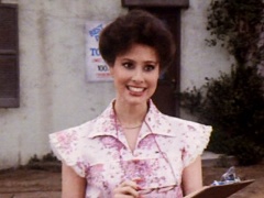 Rhonda Shear as Flossie