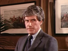 Kirk Scott as Senator Maynard